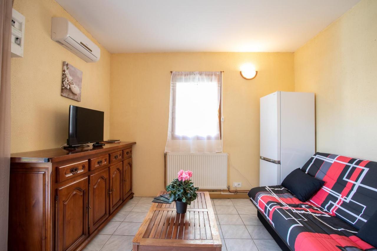 דירות Saint-André-dʼEmbrun Le Mont Guillaume - 1 Chambre Terrasse Et Jardin מראה חיצוני תמונה